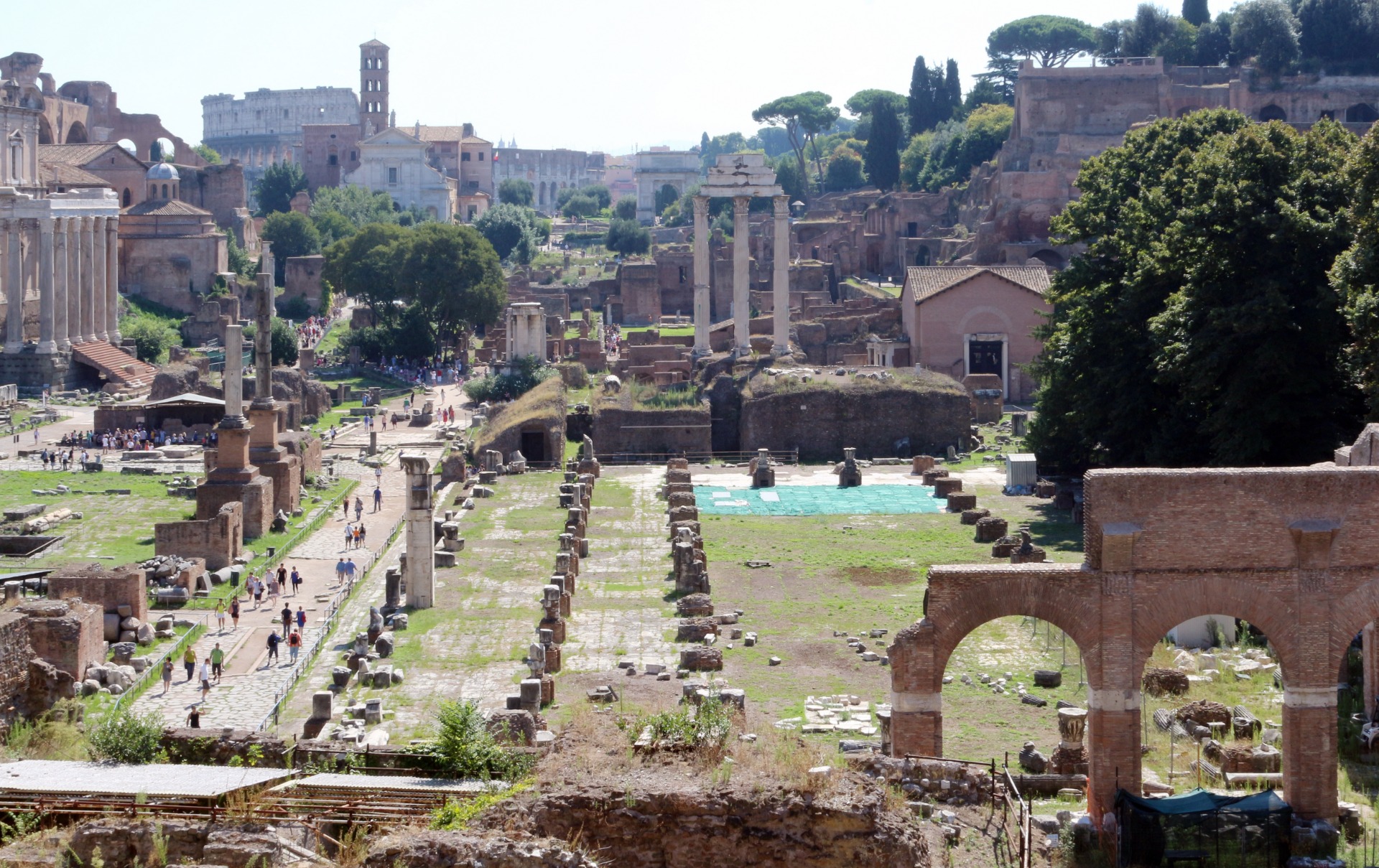 La Basílica Julia Latín y Roma